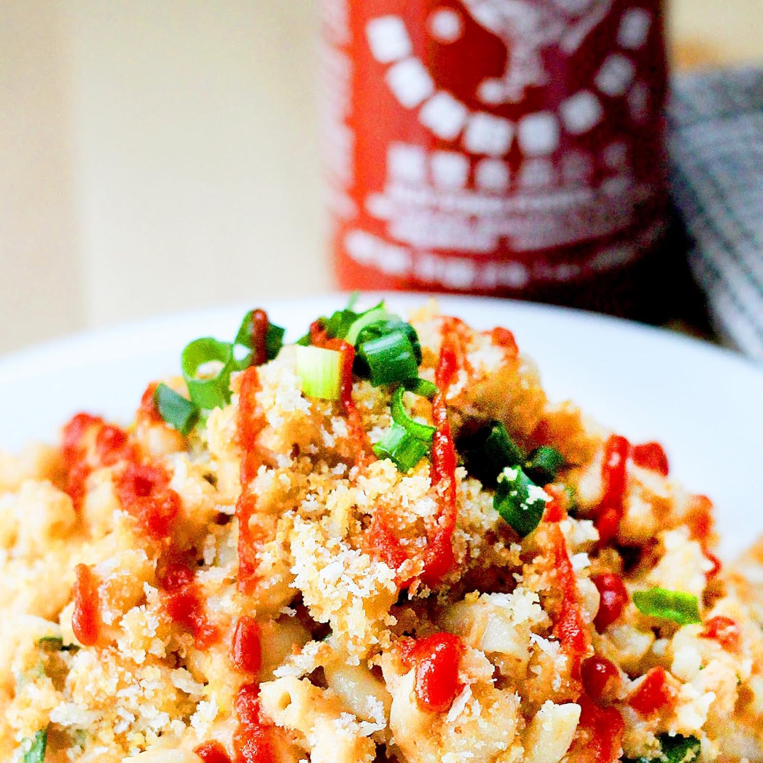 Huy Fong's Sriracha Hot Chili Sauce 17oz - Image 8